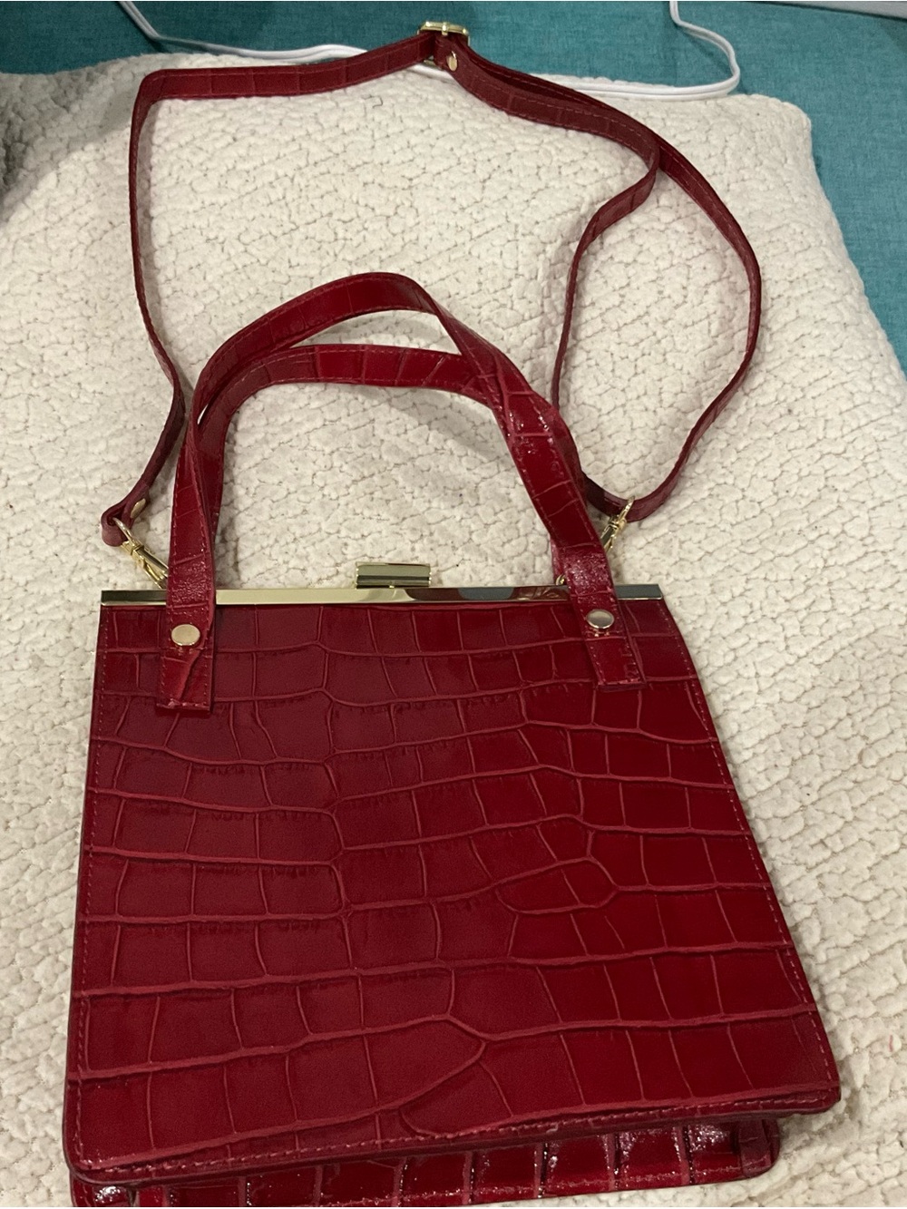 Persaman New York Red Croc-Embossed Shoulder Bag with Gold Frame. Made in Italy